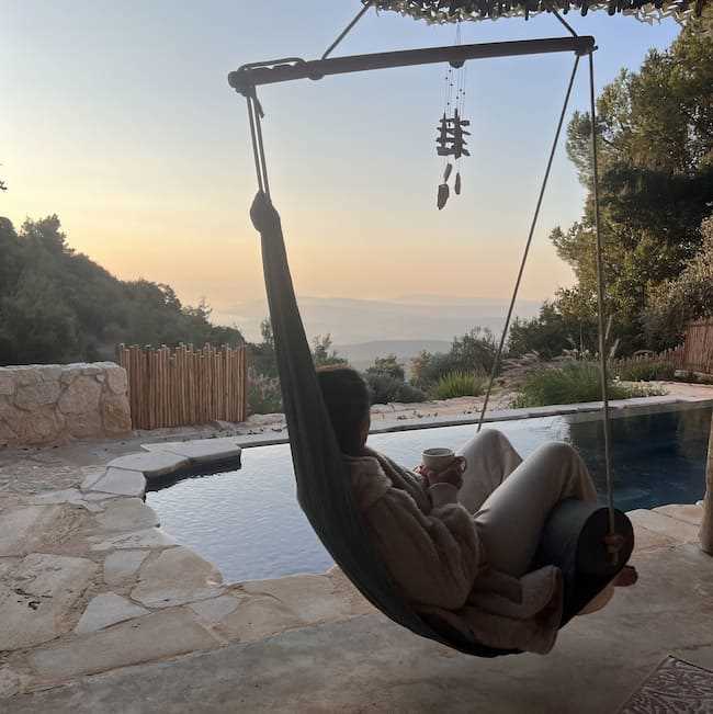 מטפל/ת בכוסות רוח - מעיין שלג